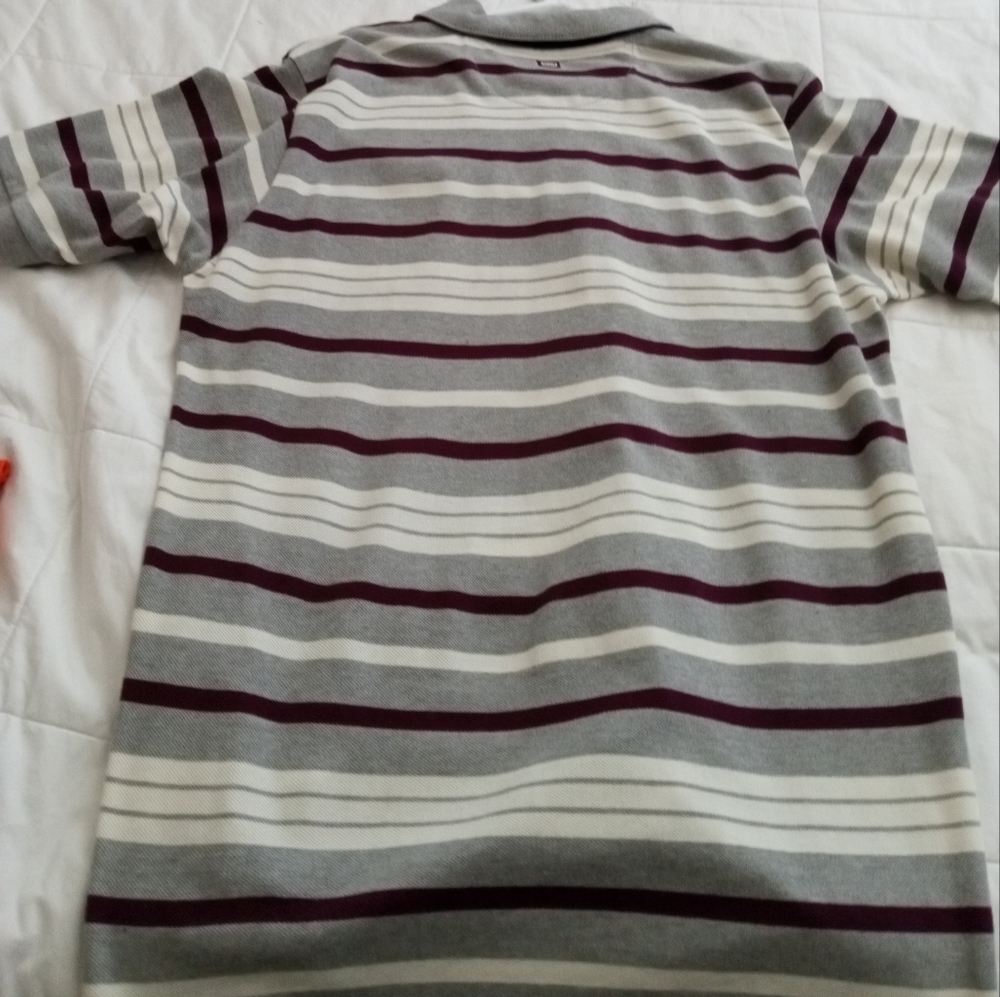 Men's 2XL shirt